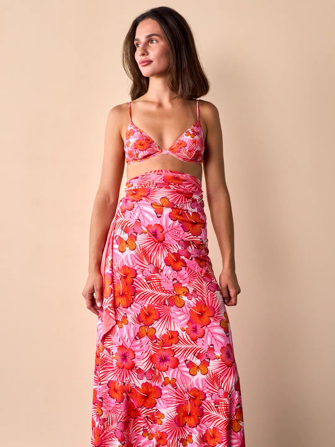 beach-sarong-hibiscus-49/498818b3dc60ebce6ad7fc25864b0e1fc481a03c